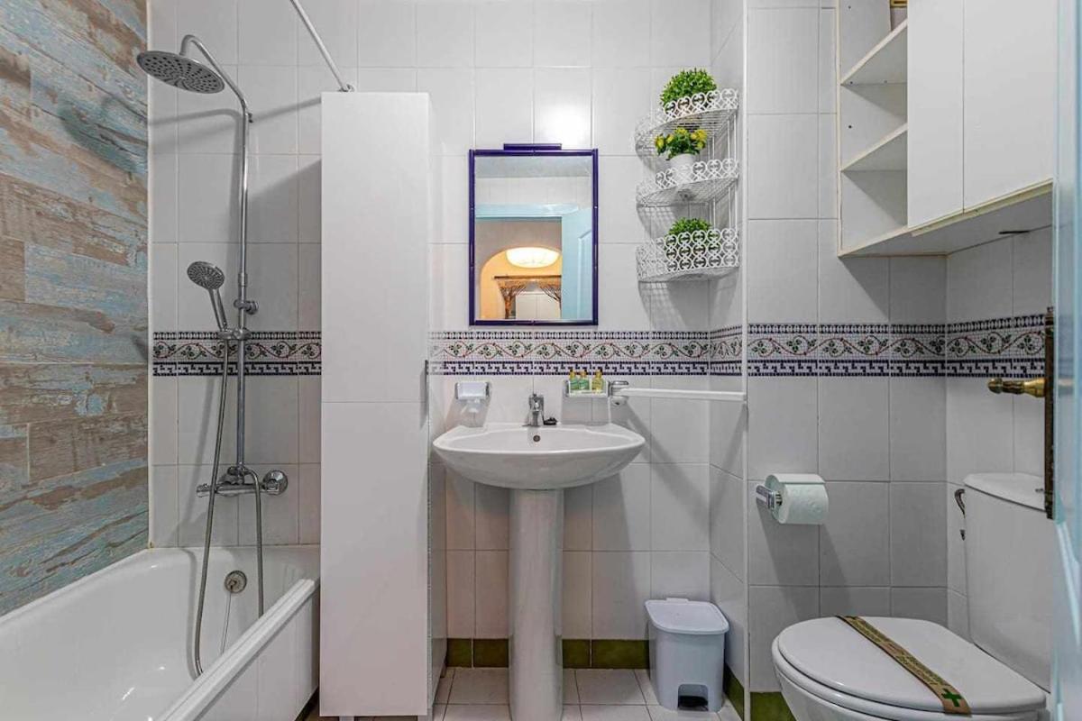 797 Holiday Rentals - Luminoso Piso Para 4 En Arroyo De La Miel Εξωτερικό φωτογραφία