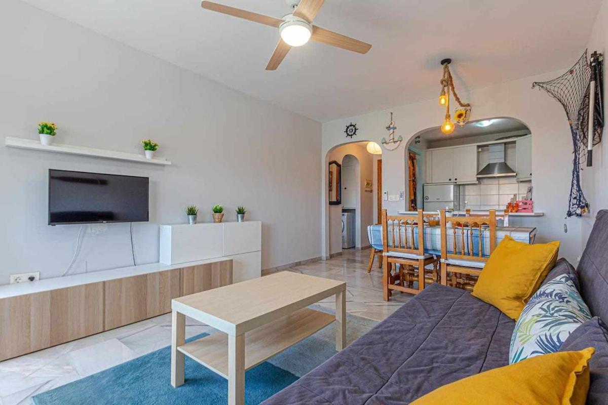 797 Holiday Rentals - Luminoso Piso Para 4 En Arroyo De La Miel Εξωτερικό φωτογραφία